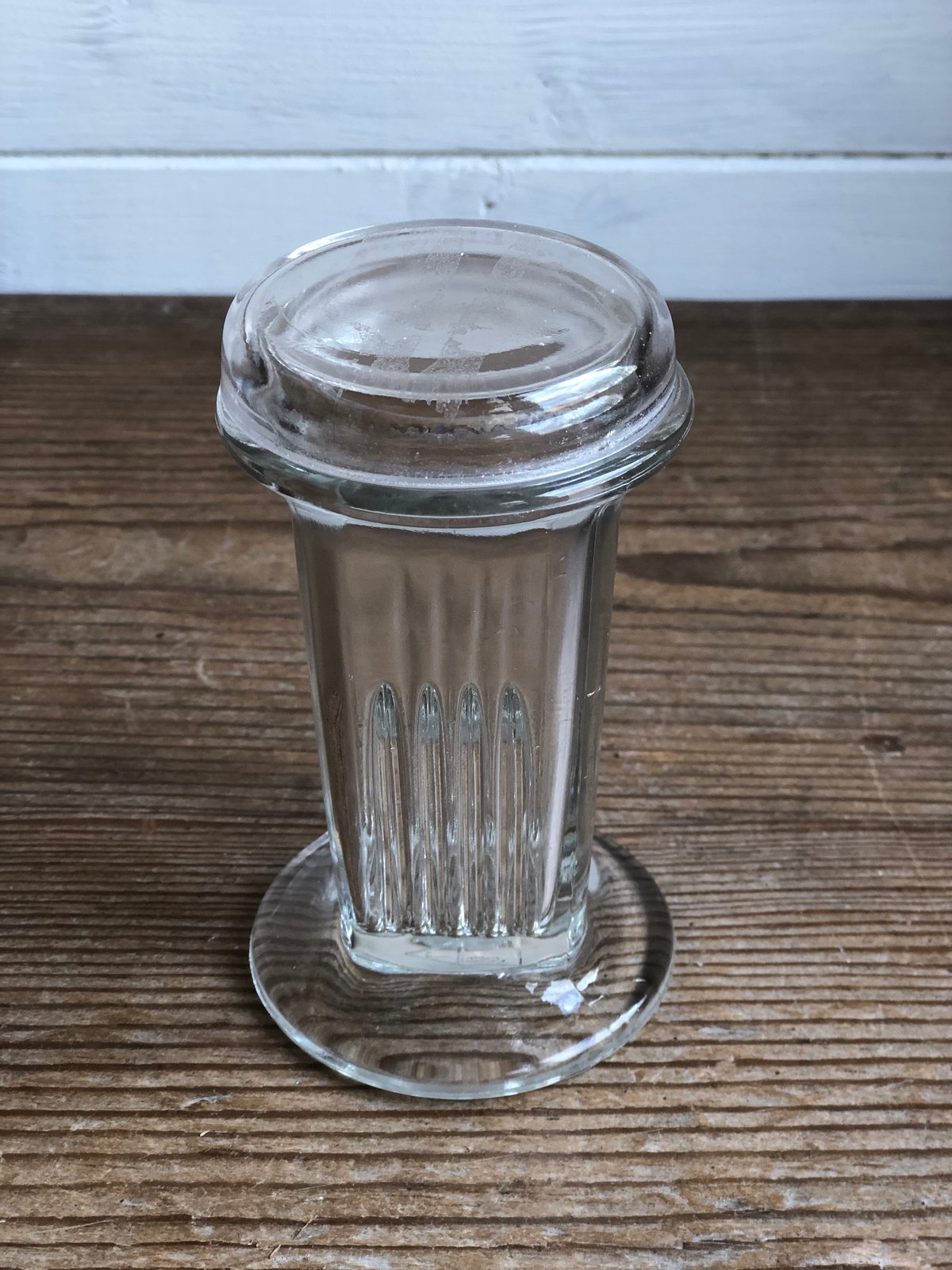 Image of Lab glass coplin slide staining jar