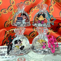 Image 1 of Liquid-Filled Yen Money Bag Charms