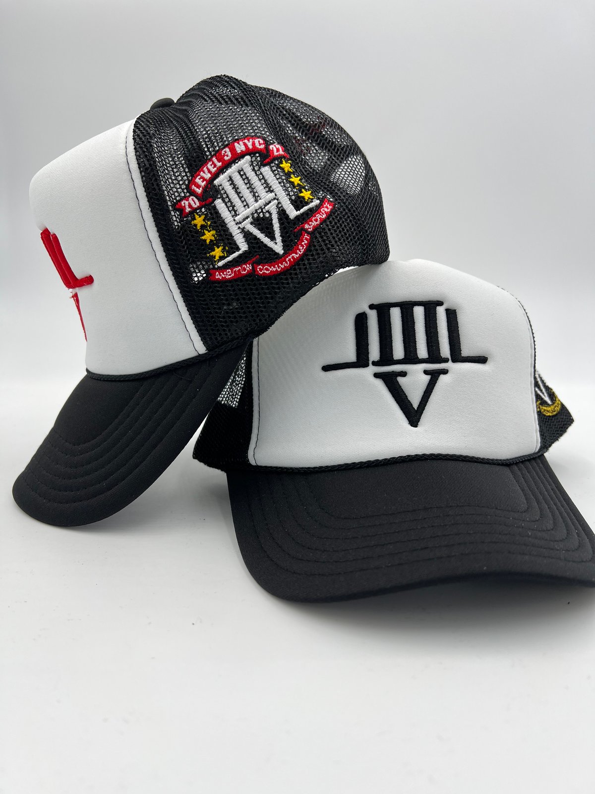 LVL3 NYC BLACK & WHITE TRUCKER HAT* | Latino State Of Mind Collection