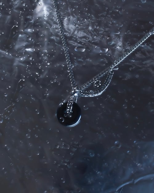 Image of ‘Clarity’ Donut Chain