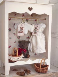 Image 1 of Armario  ropero escala 1/6 blythe o barbie