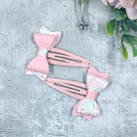 Image 2 of Coral Sea Hair Clips