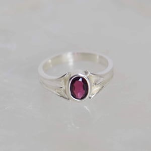 Image of Red Tulip x Red Garnet oval cut silver ring