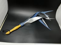 Image 4 of Ice Queen stingy flogger blue and silver leather 