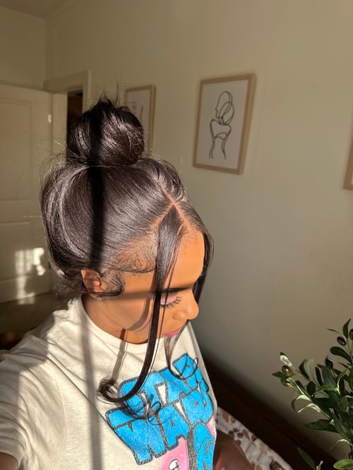 Image of 20 inch 13x6 YAKI STRAIGHT wig with KINKY BACK BABY HAIRS 