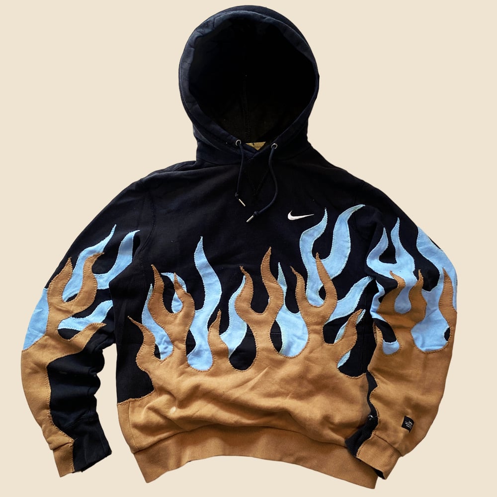 REWORKED NIKE DOUBLE FLAME HOODIE SIZE MEDIUM