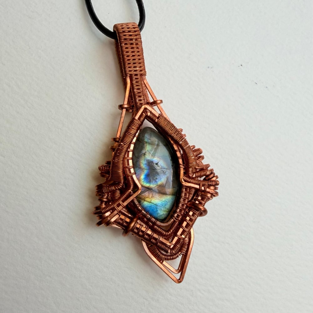 Image of Rainbow Labradorite Pendant