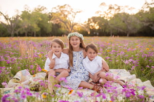 Image of Wildflower field mini sessions l
