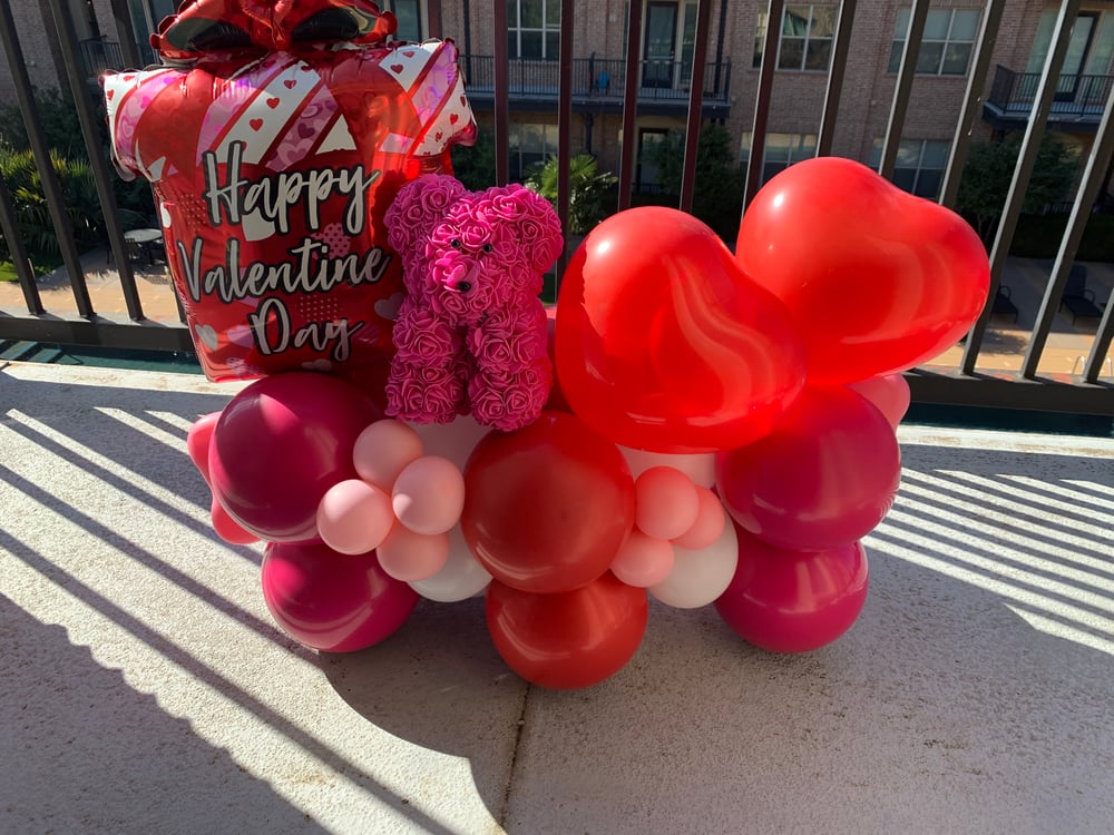 Image of Valentine’s Balloon Bouquet with rose bear 