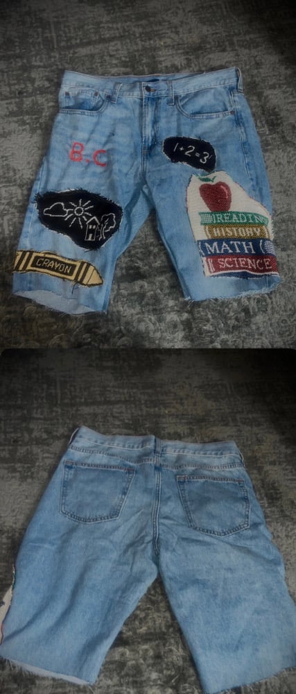 Image of Size:35 1/1 Jorts with tapestry designs 