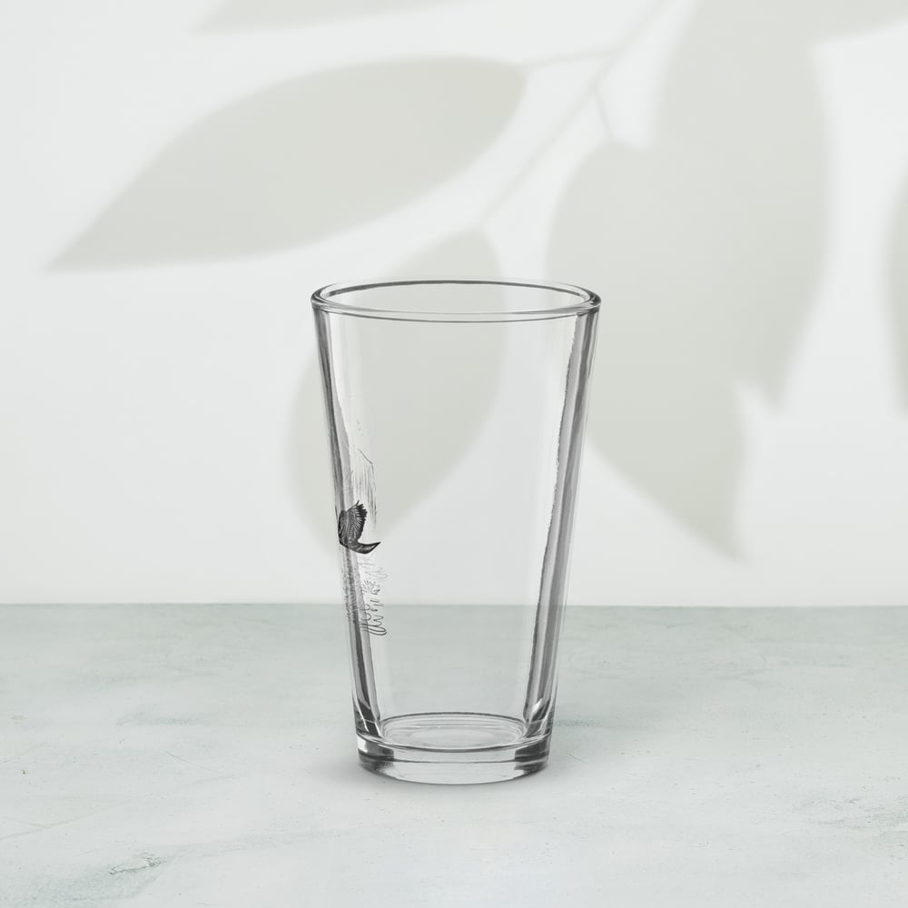 Swan Lake Shaker pint glass