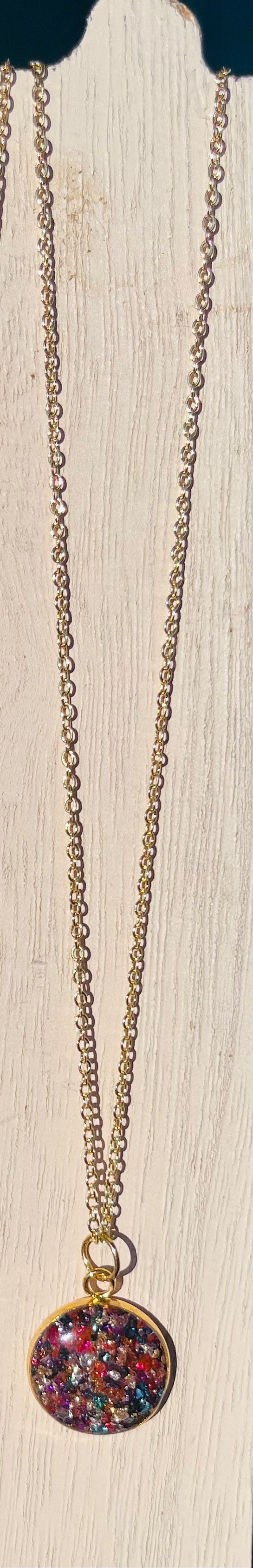 Image of CRUSHED GLASS GOLD NECKLACE 