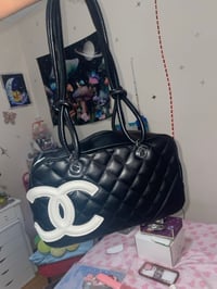 Image 2 of Y2K Chanel bag vendor