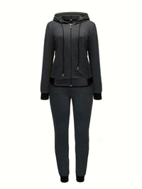 Image 3 of Off-Duty Luxe Set