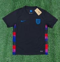 England 25/26 Away