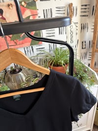 Image 2 of Target v neck crop tee