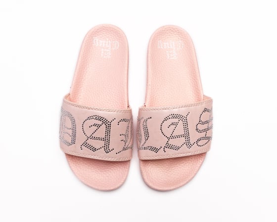 Image of DALLAS PINK CRYSTAL SLIDES (NOW SHIPPING)