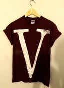 Image of V tshirt