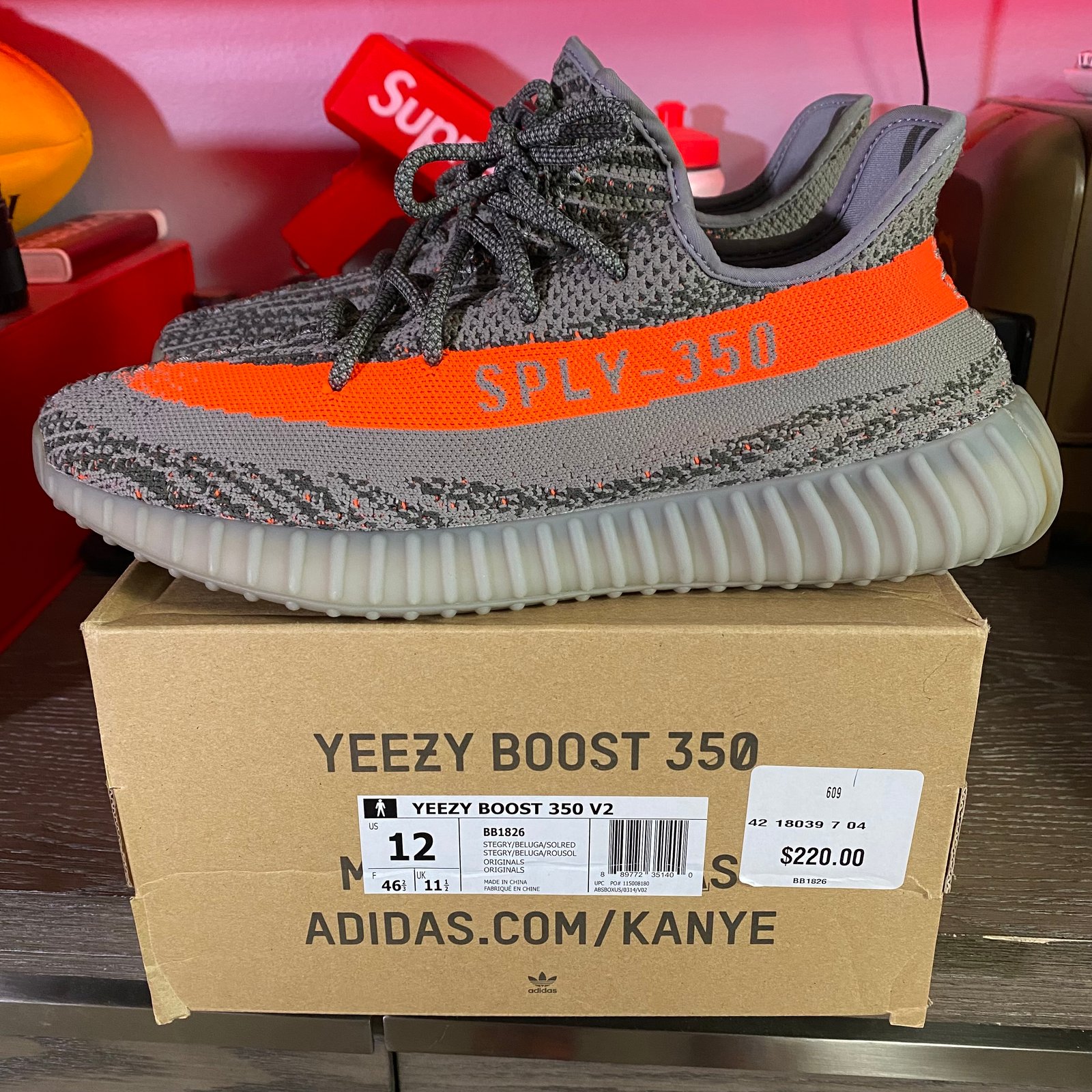 harga adidas yeezy beluga