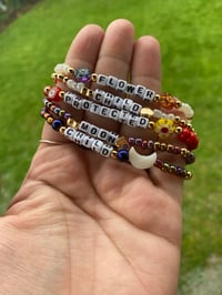Image 3 of Flower child set