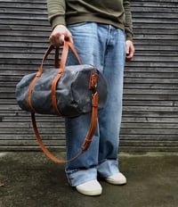 Image 3 of Barrel bag, gym bag made in waxed canvas