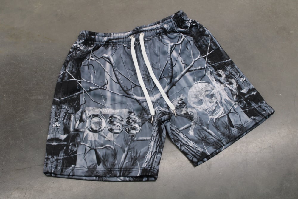 loss V2 shorts