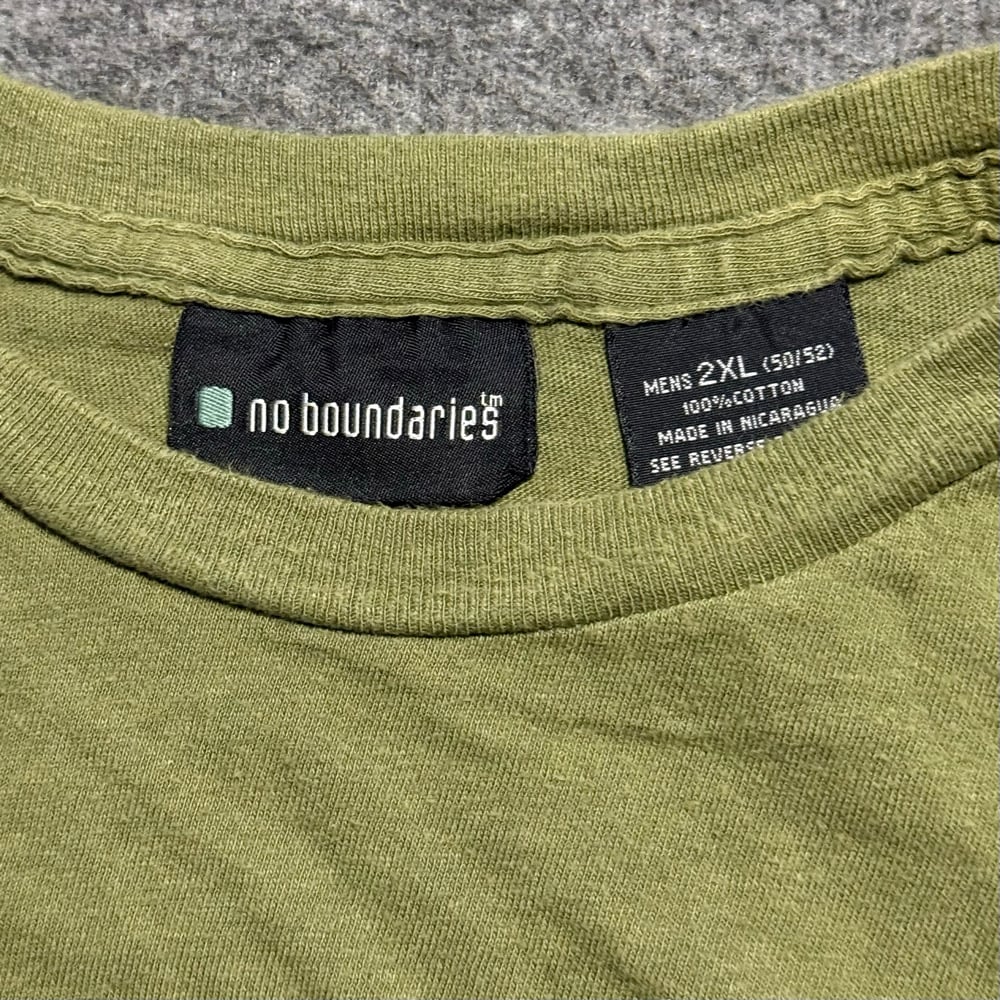 Image of 2000s No Boundaries No Stupid Questions Graphic Tee (XXL)