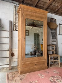 Image 6 of L’élégante armoire en chêne 