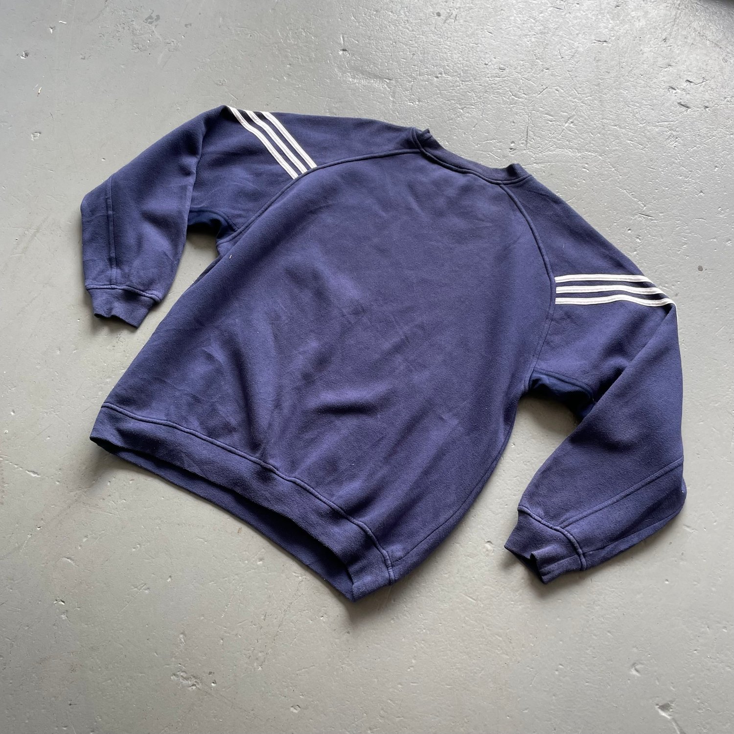 Image of Vintage Adidas sweatshirt size XL