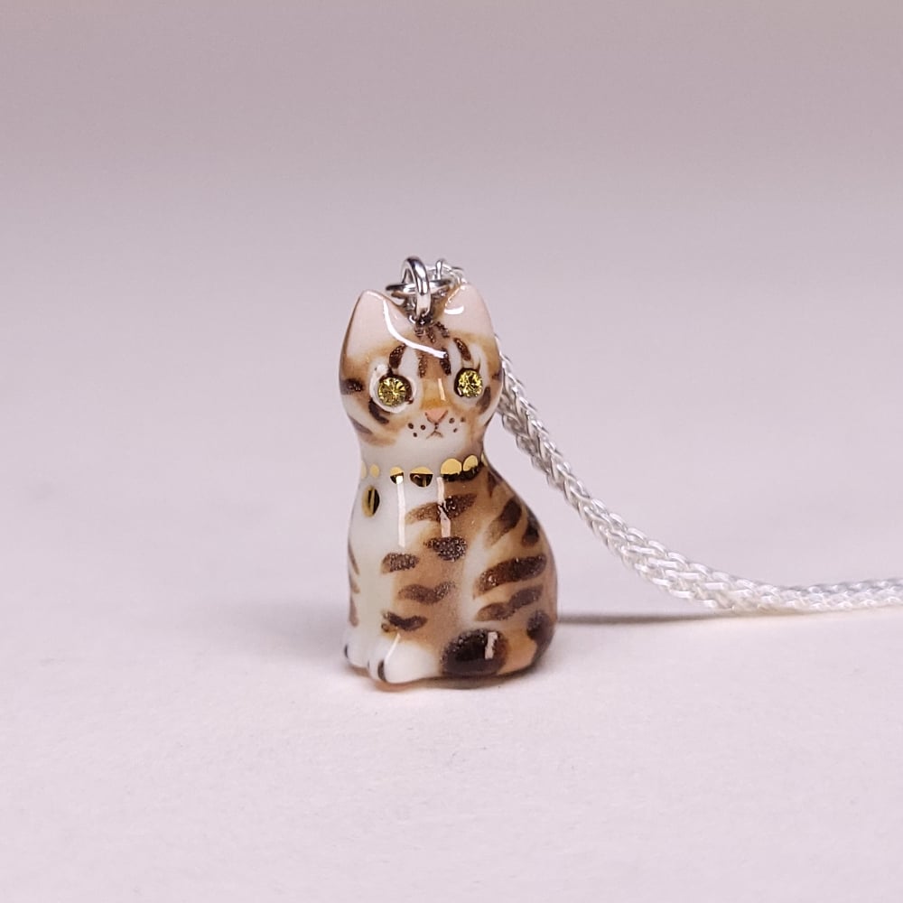 Image of Brown Tabby Porcelain & Sterling Silver Sitting Kitten Pendant