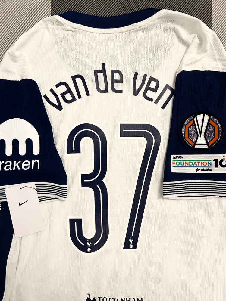 Image of Tottenham Hotspur “VAN DE VEN 37” Vaporknit 2024/25 Home Europa Final Shirt (XXL)