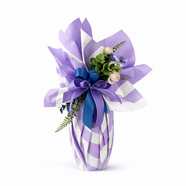 Uovo di Pasqua Artigianale di Cioccolato Fondente o al Latte - a righe lilla e bianche