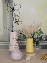 Image 4 of Petit vase violet à carreaux
