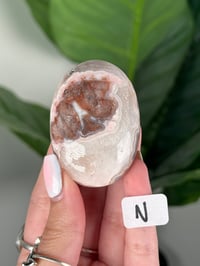 Image 14 of SANGRIA LACE AGATE PALM STONES LOT 2