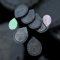 Image 2 of DMG x Everyday Adventure Co. Leaf Attachment Slip