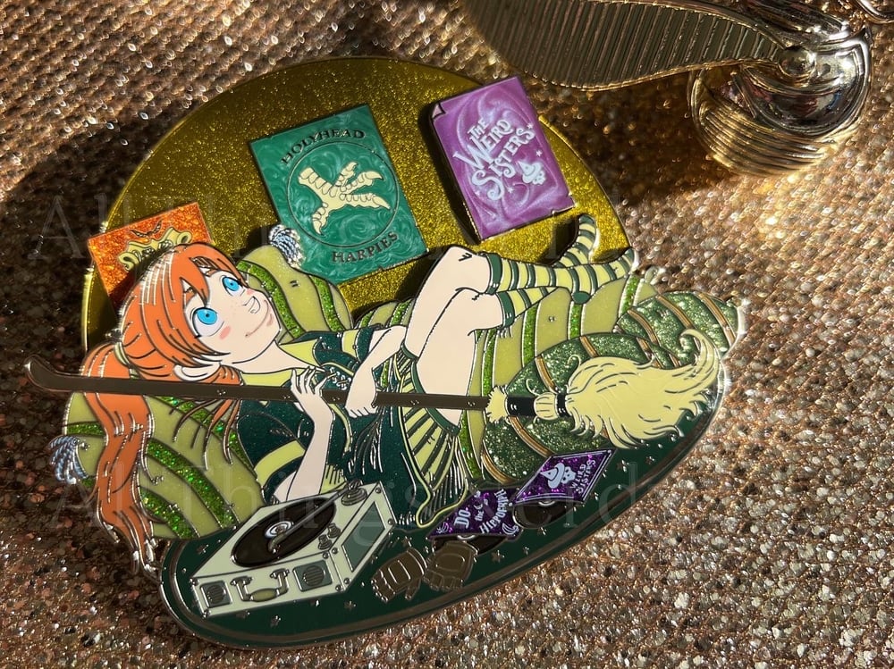 Image of Redhead Dreamer