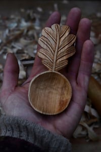 Image 3 of Oak leaf Scoop..