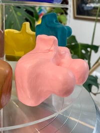 Image 2 of Pink Lova Sculpture (Show Exclusive)