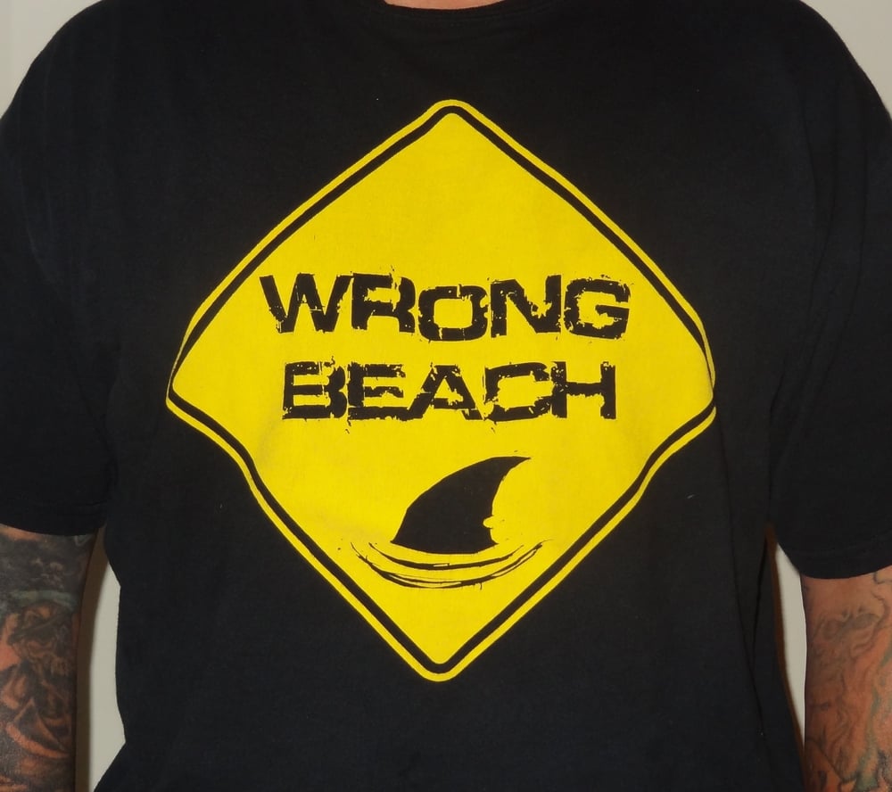 Image of WRONG BEACH SIGN T-shirt