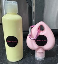 cream & keychain duo