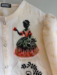 Image 4 of Love is in the air (s/m)