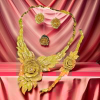 Image 4 of Floral Radiance Jewelry Set