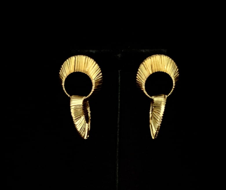 Image of Gold Double Circle Ridged Pierced Earrings 