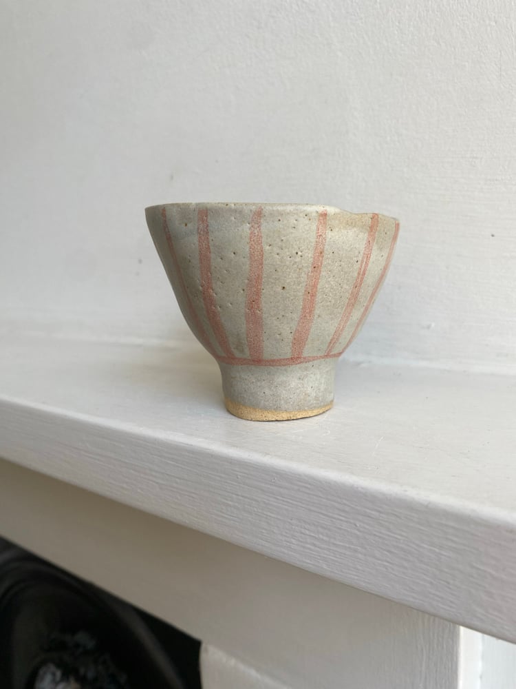 Deep footed Bowl (red line) Image 2