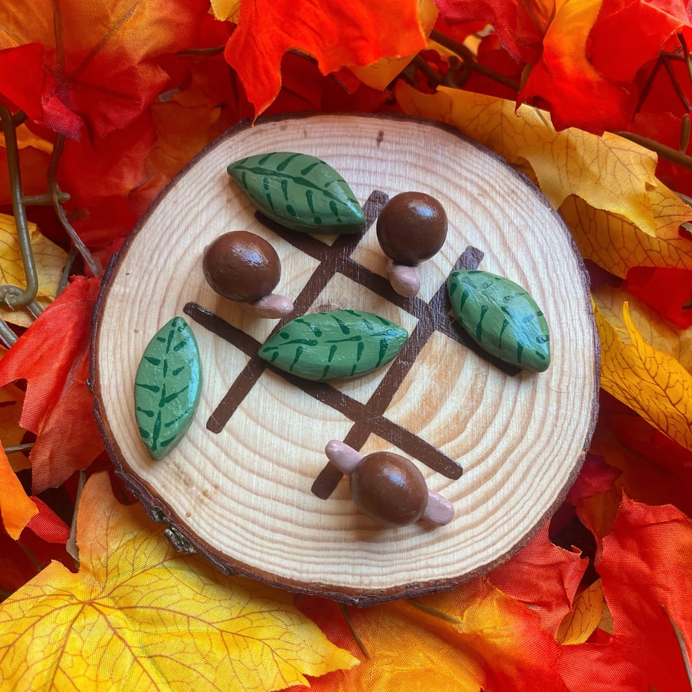 Image of cottagecore tic-tac-toe