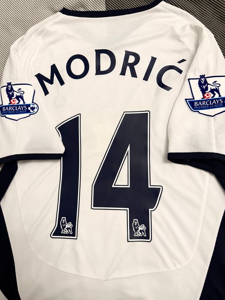 Image of Tottenham Hotspur “MODRIĆ 14” 2008/09 Home Shirt + PL patches  (L)