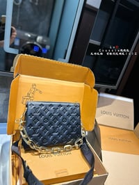 Image 4 of Coussins PM (click to browse ) 