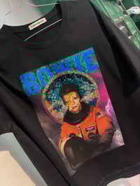 Image 1 of Camiseta DAVID BOWIE. Bordada a man. Talla Única. CORTE SUPER OVERSIZE.