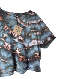 Image 7 of XL Crop Tee in Ember Ice Dye 