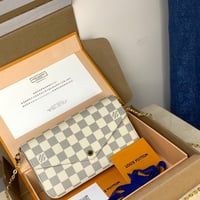 Image 4 of LV Chain bag (2 Colors)